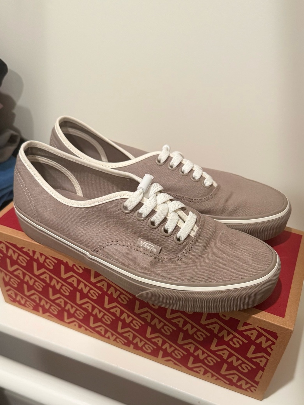 Vans Authentic Shoe size 8W